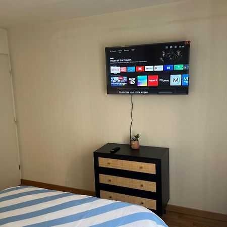 Champion Suites Sarcelles Bagian luar foto