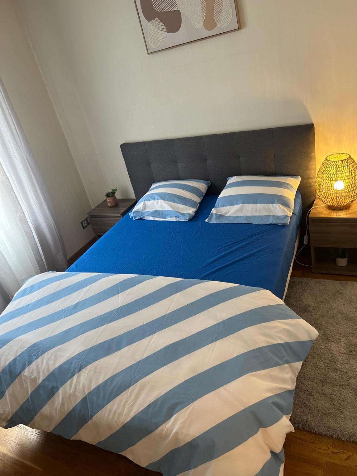 Champion Suites Sarcelles Bagian luar foto